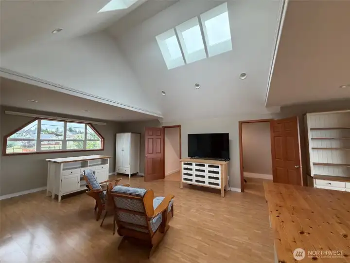 Amazing Space with great views Amazing Space with great views