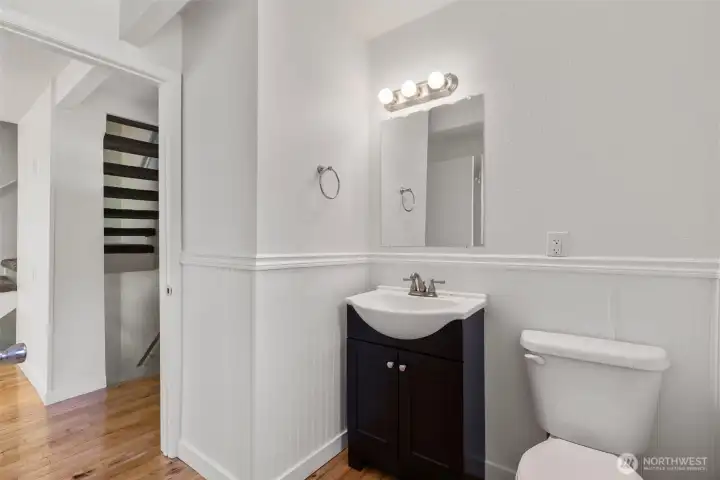1/2 bathroom on the main floor 1/2 bathroom on the main floor