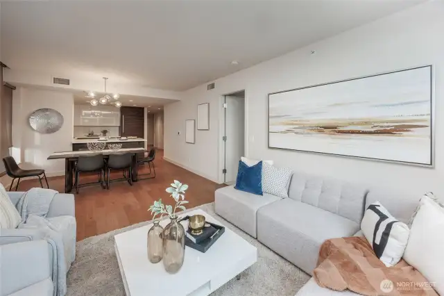 Smart, Flowing Floorplan