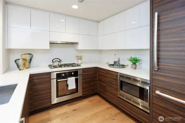 Ample Storage & Bosch SS Appliances, Thermador Cabinet-Front Refrigerator