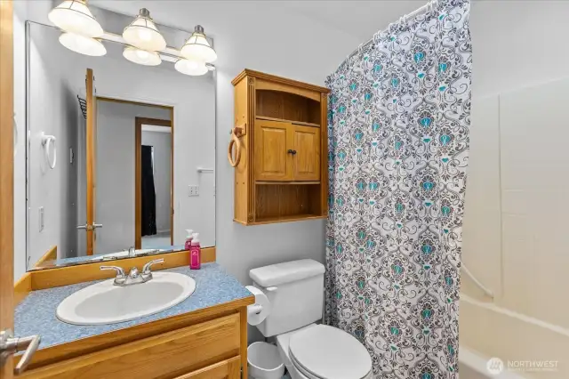 Upstairs main bath.