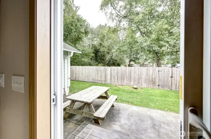 Gate in fence for easy access to the beach