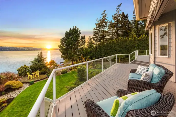 Welcome to Whidbey Island Living — Expansive West-Facing Views Over Saratoga Passage
