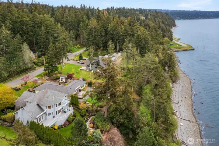 Positioned Near the Community’s Private Saratoga Beach with Easy Access to the Coastline