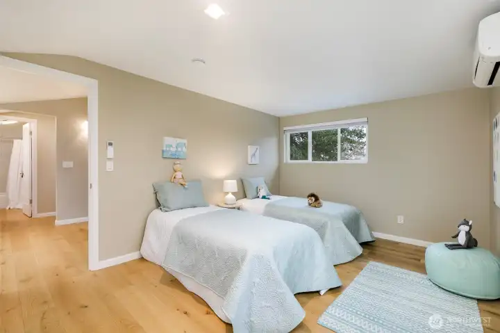 Upper Level Second Bedroom