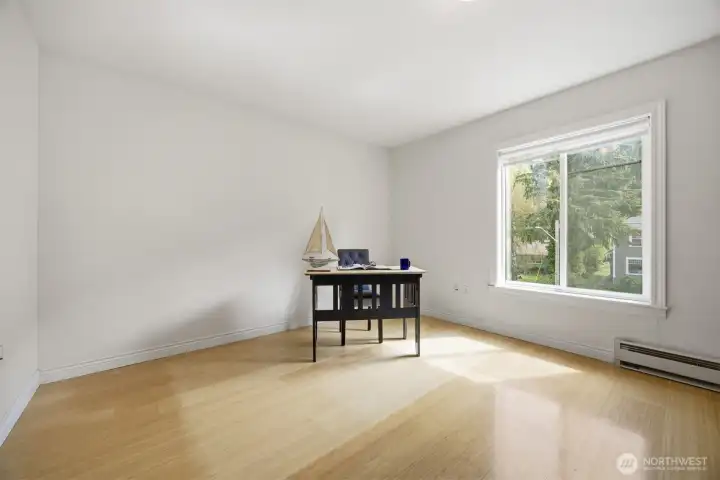 2nd bedroom could be office