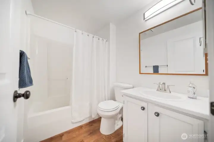 Upstairs hall bath