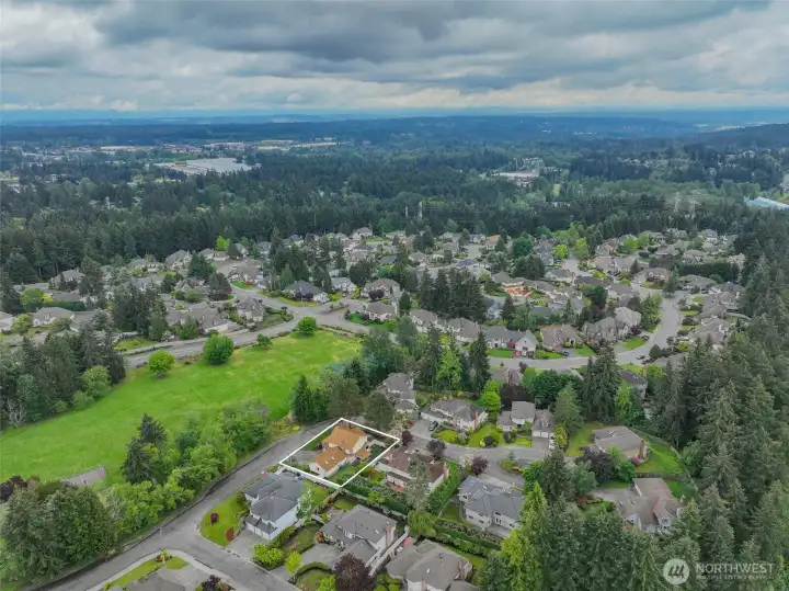 Amenities galore... playground, gazebo, tennis courts and more! Amenities galore... playground, gazebo, tennis courts and more!