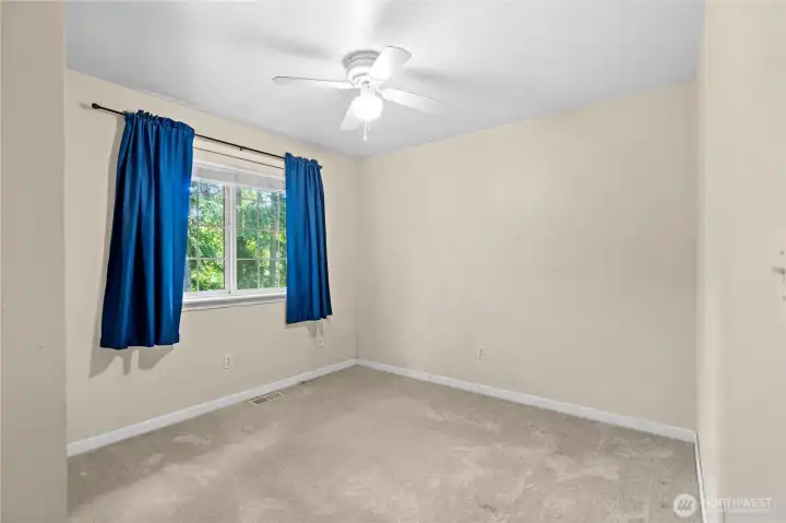 Bright, comfortable, and spacious; the perfect extra bedroom for family or guests!