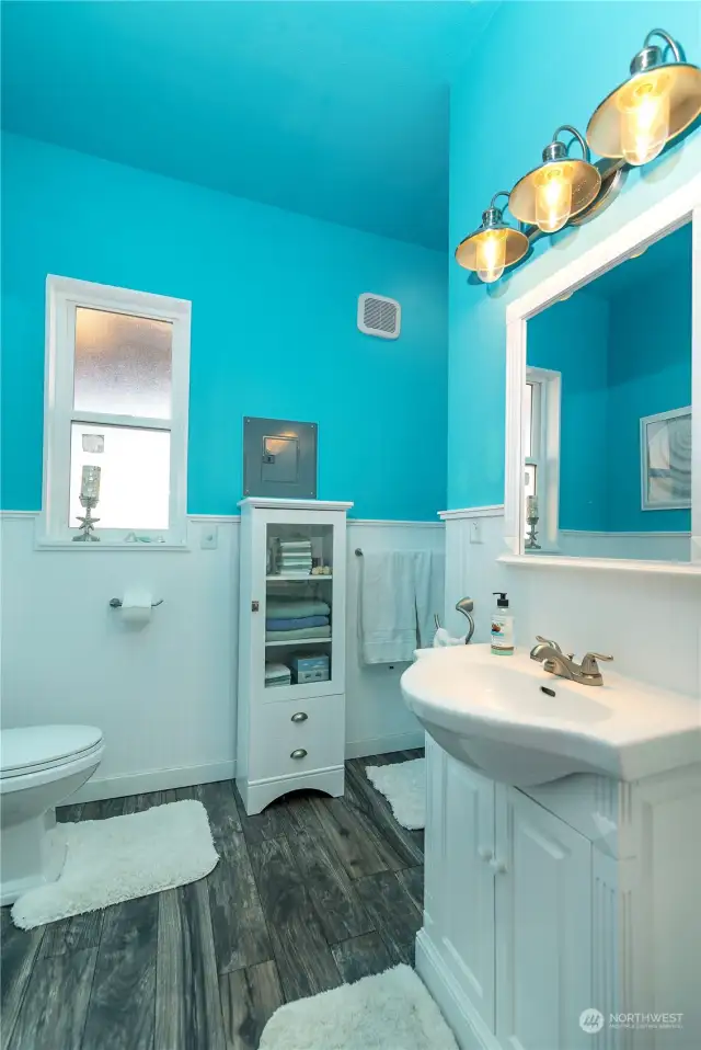 Main Bathroom