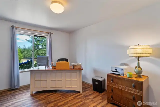 Bedroom 2 or Office