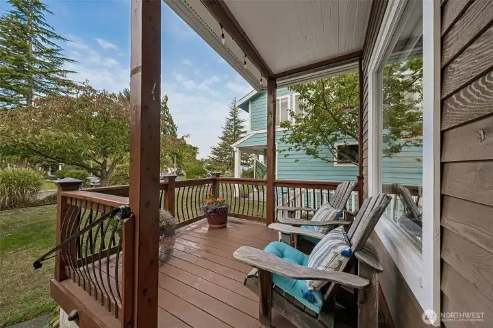 Nestled on a quiet, low-traffic street, this home offers the perfect balance of convenience and serenity—close to Point Ruston, Point Defiance Park, and Ruston Way, yet peaceful and tranquil when it’s time to relax at home.