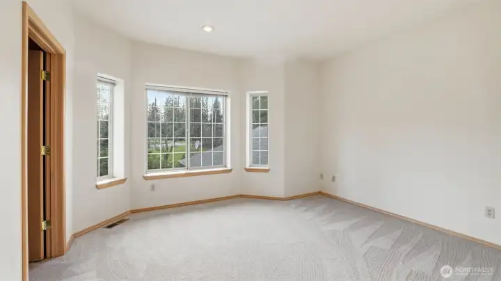 Upper level flex room