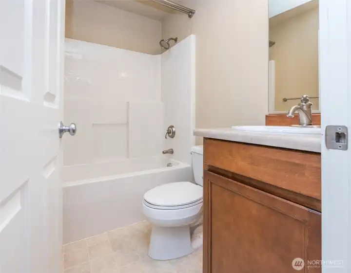 Primary connecting bathroom