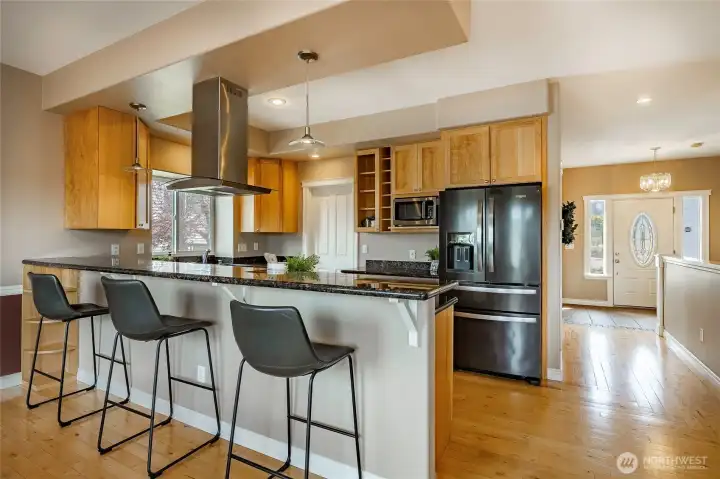 Kitchen with large breakfast bar