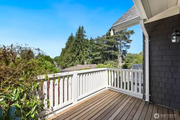 Outdoors an extraordinary collection of five decks. Outdoors an extraordinary collection of five decks.