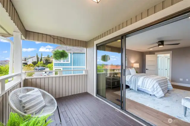 Upper Deck Entry to Primary Bedroom