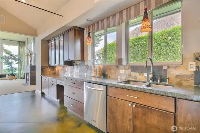 Large kitchen sink