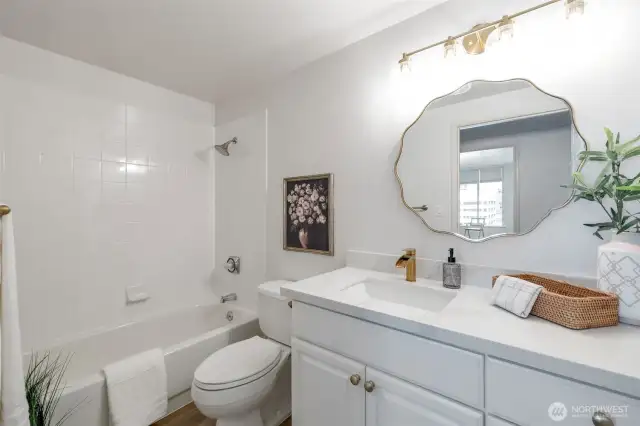 2nd bathroom