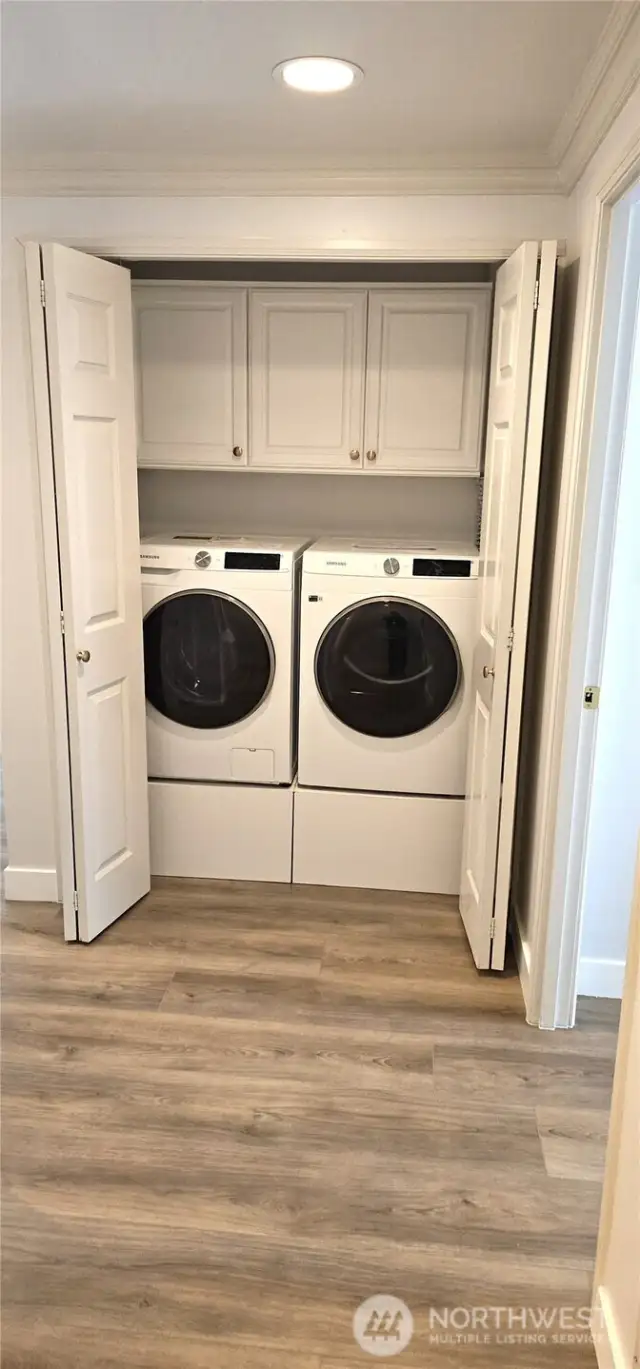 New Samsung Washer & Dryer