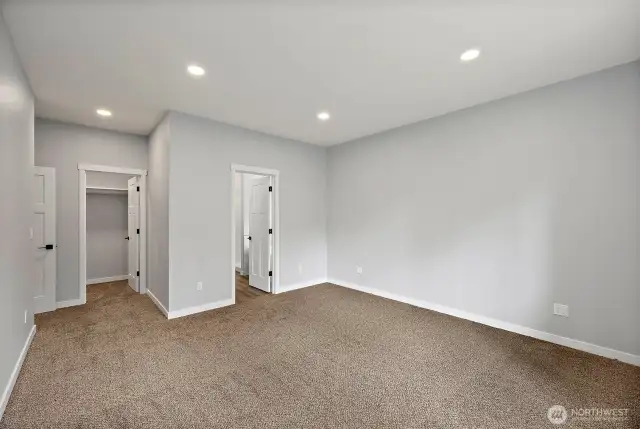 Sought-After Primary with En Suite on the Main!