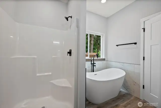 Free Standing Soaking Tub and Lrg Shower