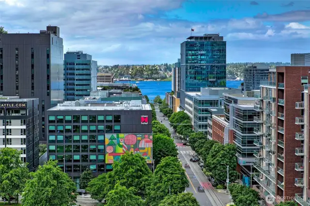 Enso has an Amazing South Lake Union location close to Denny Park, SLU Farmers Market, Lake Union, Space Needled and across from Whole Foods.