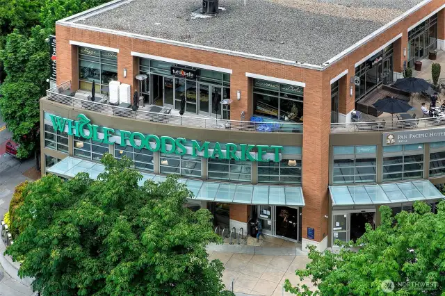 Enso has an Amazing South Lake Union location close to Denny Park, SLU Farmers Market, Lake Union, Space Needled and across from Whole Foods.