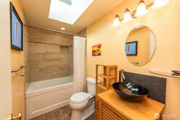 Full Bathroom