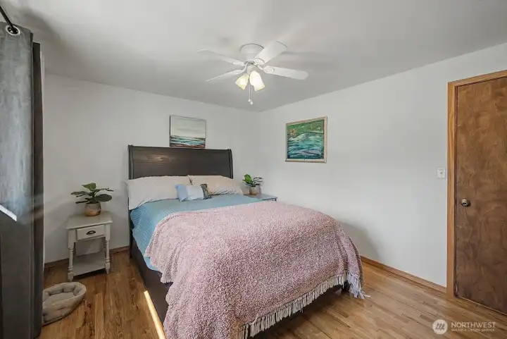 2nd Bedroom