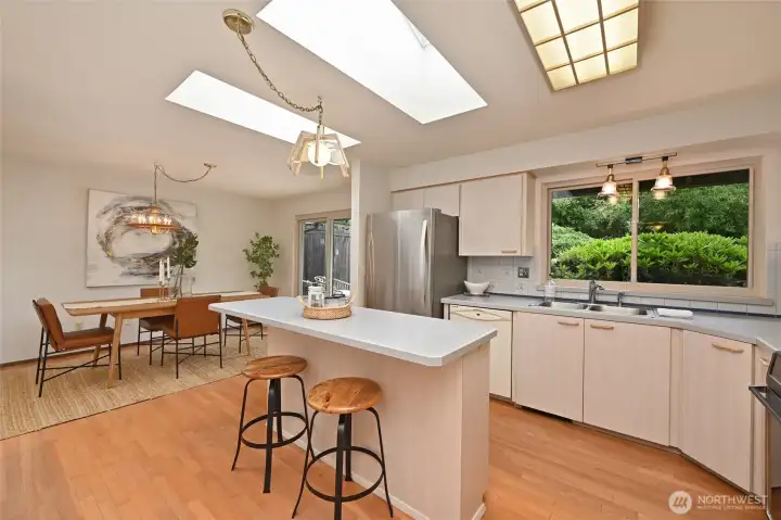 Kitchen sink looks to lush rear gardens