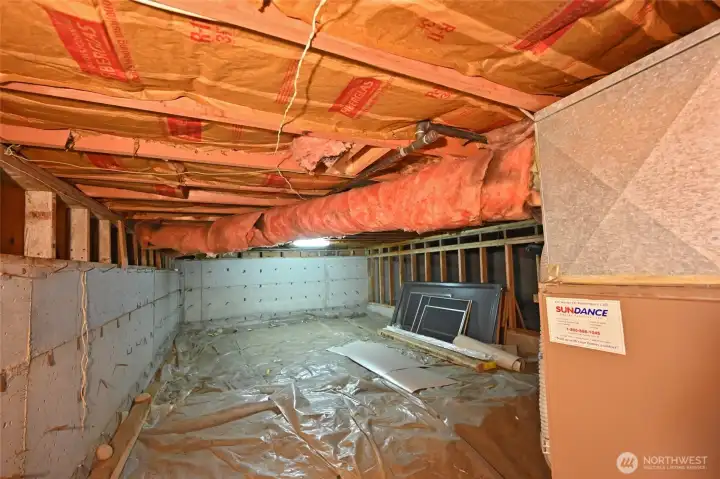 Massive storage and crawl space for gear