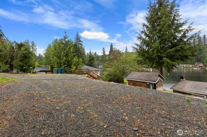 Over-sized driveway for RV parking (has hook-up).