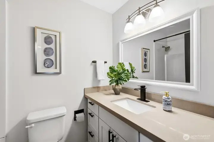 Guest Full Bath