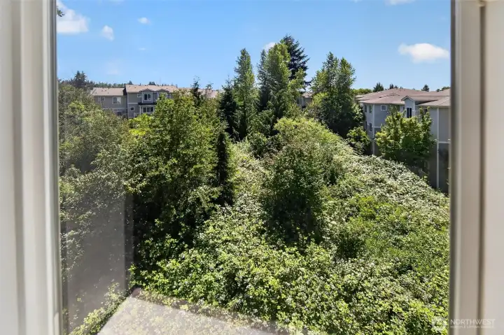 This unit is situated off the greenbelt This unit is situated off the greenbelt