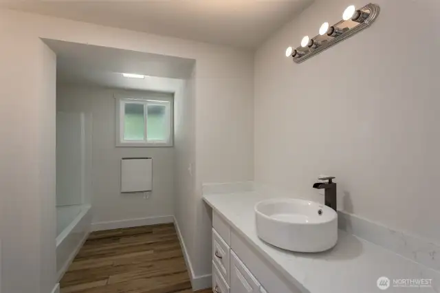 Primary bath