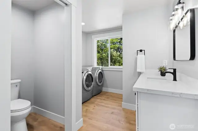 2nd bath and adjoining utility room