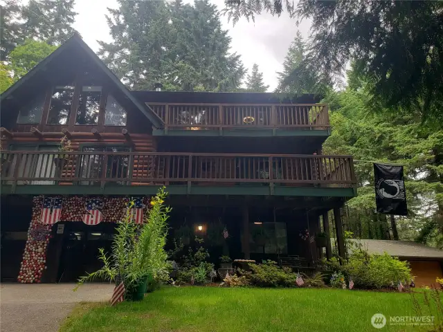What a beautiful home.