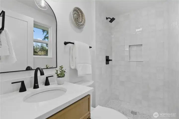 Primary Ensuite bath with custom tile