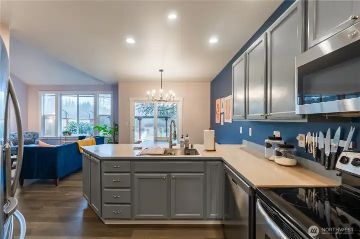 Another view of the kitchen