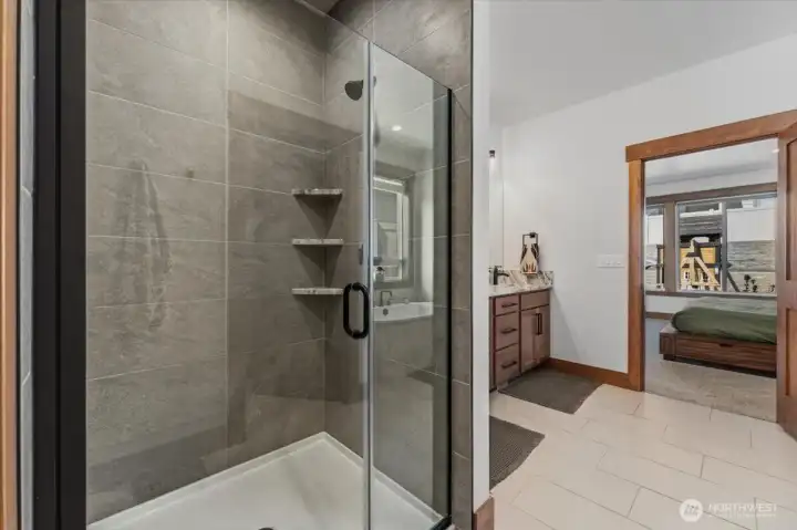 Primary Bathroom Walk-in Shower w/Glass Enclosure