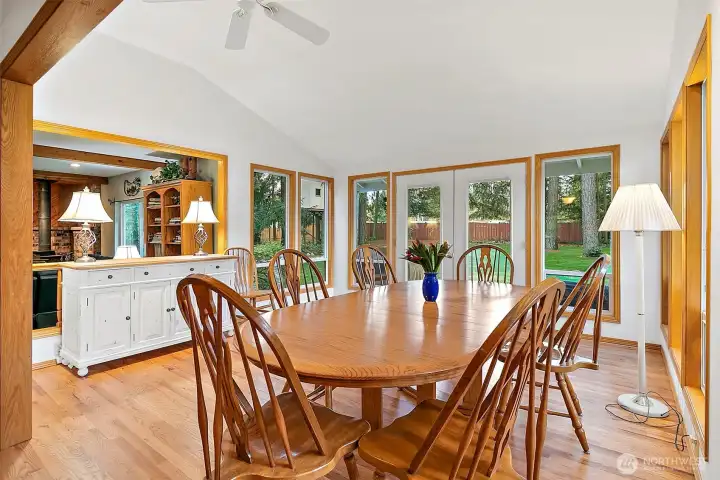 Lots of space for all your entertaining needs