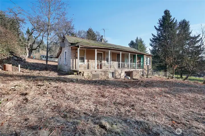 Can't you just imagine this home fresh and new?