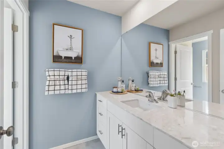 Beautifully appointed secondary bathroom. Photos are representative only and may display different color package and/or upgrades.