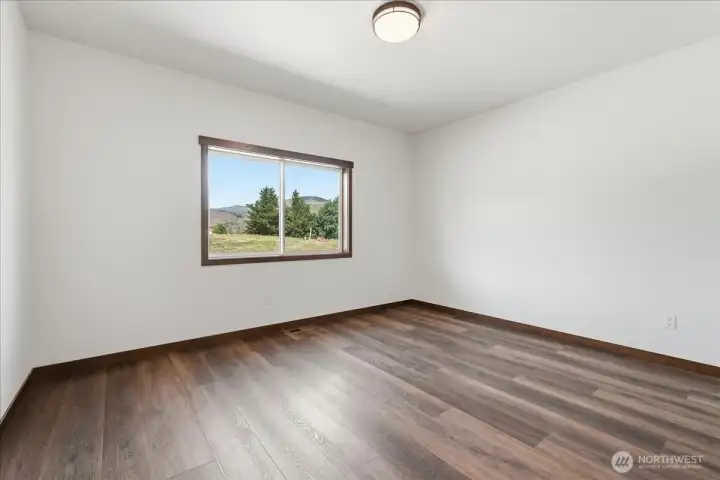 Guest bedroom #2
