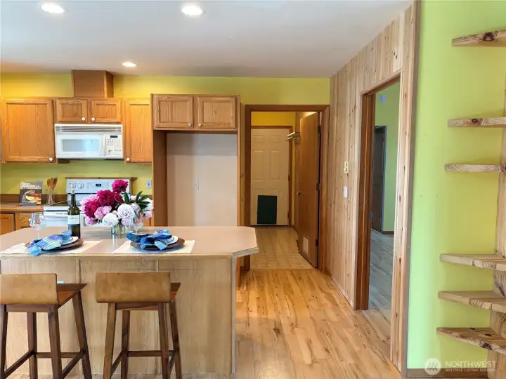 Kitchen - Primary BR door on Right-Hallway to Laundry & Garage Kitchen - Primary BR door on Right-Hallway to Laundry & Garage