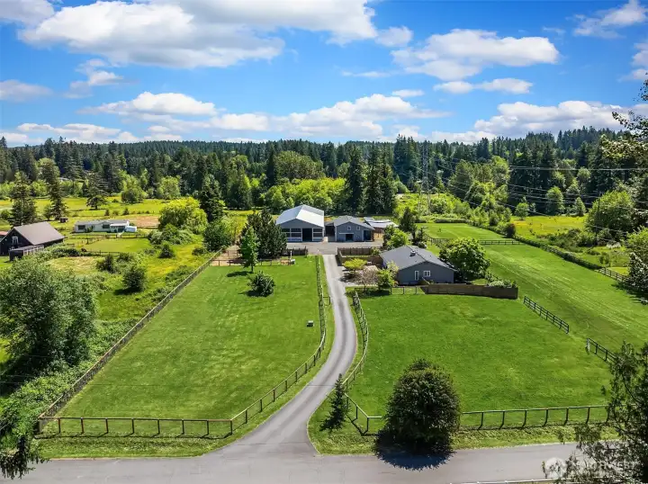 Redmond Farrel Mcwhirter horse facility where the options are endless Redmond Farrel Mcwhirter horse facility where the options are endless