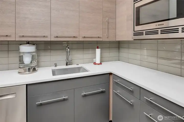 A separate butlers pantry is perfect for party prep with microwave, second sink and second dishwasher. Plenty of storage for all the Costco items as well extra sets of dishes and glassware. A separate butlers pantry is perfect for party prep with microwave, second sink and second dishwasher. Plenty of storage for all the Costco items as well extra sets of dishes and glassware.