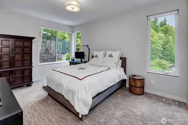 Another large bedroom with enormous walk in closet Another large bedroom with enormous walk in closet