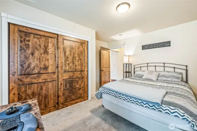 2nd Bedroom